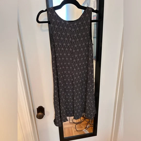 Black and Gray Midi Dress - Picture 4 of 5